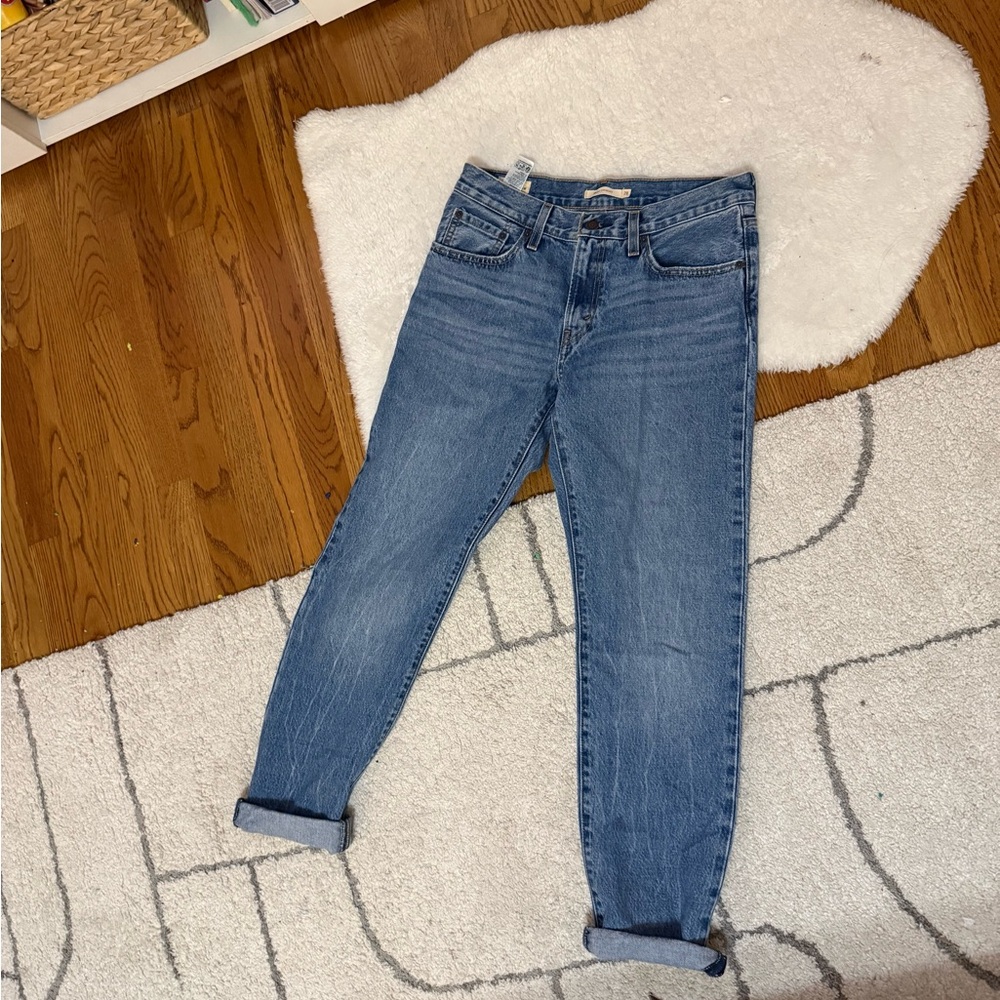 Levi's Women's middy straight Blue Jeans